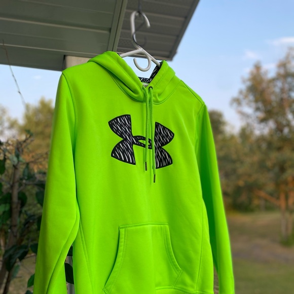 UnderArmour hoodie - Women’s size Small - Picture 4 of 4